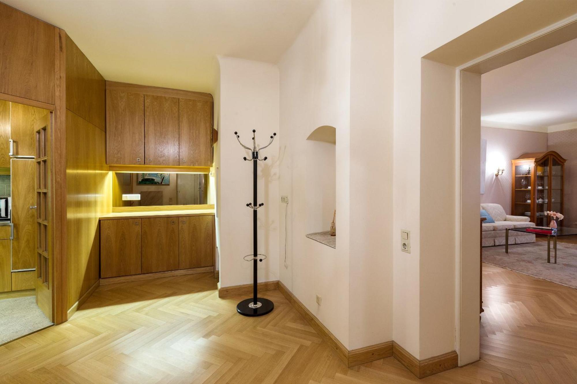 Apartment Sonnenfelsgasse Wien Ngoại thất bức ảnh